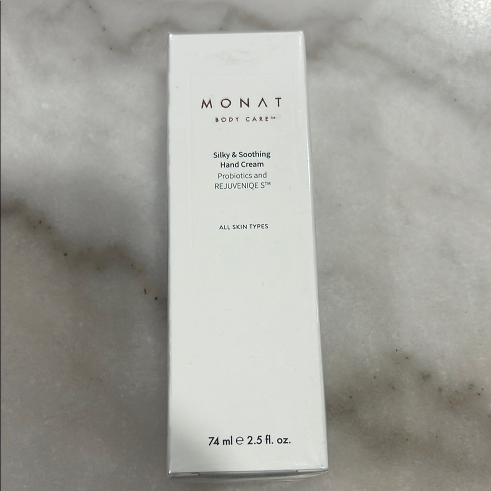 Monat Silky & Soothing Hand Cream - Picture 2 of 5